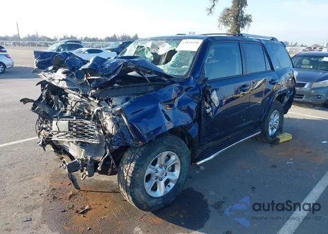 2021 Toyota 4Runner Sr5 Premium z USA, uszkodzony, nr VIN JTENU5JR9M5875036